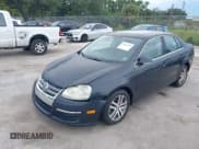 ✅ 2006 Volkswagen Jetta 2.5L • VIN: 3VWSF71K16M749456 • Лот: 43065965. Опубликован ранее на IAAI с пробегом 131 691 миль. Бесплатный доступ к архиву аукционных продаж из США и подробный отчёт об истории автомобиля на DreamBid. Изображение 12.