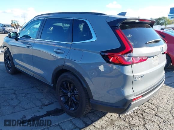 ✅ 2025 Honda CR-V Sport • VIN: 7FARS5H59SE012400 • Lot: 43726501. Listed on IAAI with 9,422 mi. Free auction sales archive from the USA and detailed vehicle history report at DreamBid. Image 3.