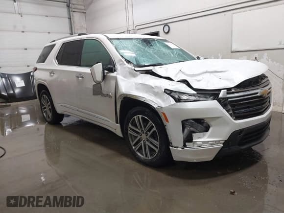 ✅ 2023 Chevrolet Traverse High Country • VIN: 1GNEVNKWXPJ176247 • Lot: 41515012. Wystawiony na IAAI z przebiegiem 69 663 mil. Bezpłatny archiwum sprzedaży aukcyjnych z USA i szczegółowy raport historii pojazdu na DreamBid. Zdjęcie 1.