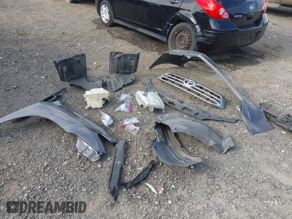 ✅ 2012 Toyota Highlander • VIN: 5TDZK3EH7CS082540 • Лот: 42930166. Опубликован ранее на IAAI с пробегом 199 538 миль. Бесплатный доступ к архиву аукционных продаж из США и подробный отчёт об истории автомобиля на DreamBid. Изображение 19.