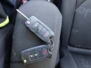 ✅ 2015 Jeep Renegade Latitude • VIN: ZACCJBBH0FPB63467 • Lot: 43776337. Wystawiony na IAAI z przebiegiem 106 462 mil. Bezpłatny archiwum sprzedaży aukcyjnych z USA i szczegółowy raport historii pojazdu na DreamBid. Zdjęcie 11.