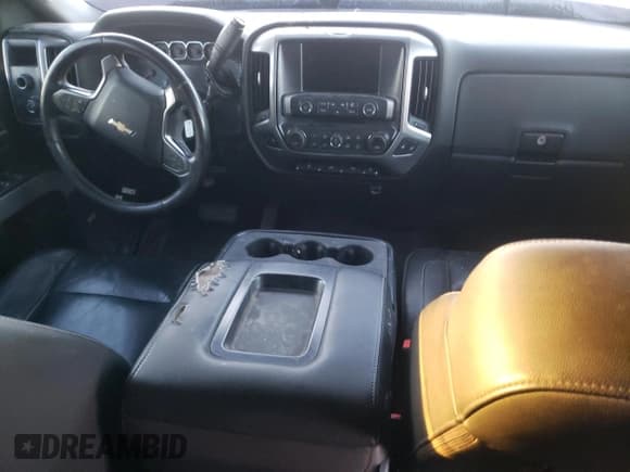 ✅ 2017 Chevrolet Silverado 1500 LT • VIN: 1GCVKREC0HZ233262 • Лот: 73255074. Опубликован ранее на Copart с пробегом Не указан. Бесплатный доступ к архиву аукционных продаж из США и подробный отчёт об истории автомобиля на DreamBid. Изображение 8.