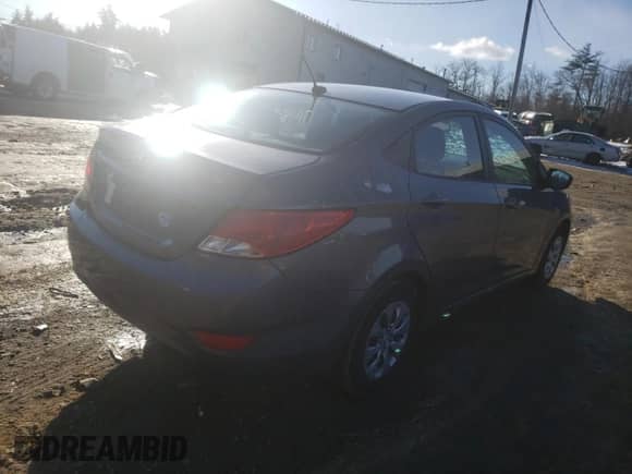 ✅ 2017 Hyundai Accent SE • VIN: KMHCT4AE1HU242642 • Lot: 35023112. Listed on Copart with 71,489 mi miles. Access the free auction sales archive from the USA and view a detailed vehicle history report at DreamBid. Image 4.