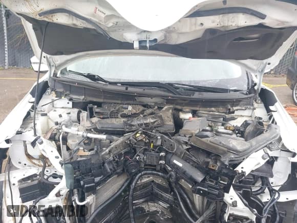 ✅ 2018 Nissan Rogue S • VIN: 5N1AT2MT4JC781189 • Lot: 42197766. Wystawiony na IAAI z przebiegiem 94 378 mil. Bezpłatny archiwum sprzedaży aukcyjnych z USA i szczegółowy raport historii pojazdu na DreamBid. Zdjęcie 10.