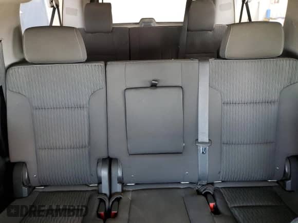 2018 Chevrolet Suburban LS z VIN 1GNSKGKC9JR129152, wystawiony jako Copart lot #51540075 z przebiegiem 371 516 mil mil oraz Czysty tytuł • Clean title. Historia ofert i sprzedaży dostępna na DreamBid. Obrazek 10.