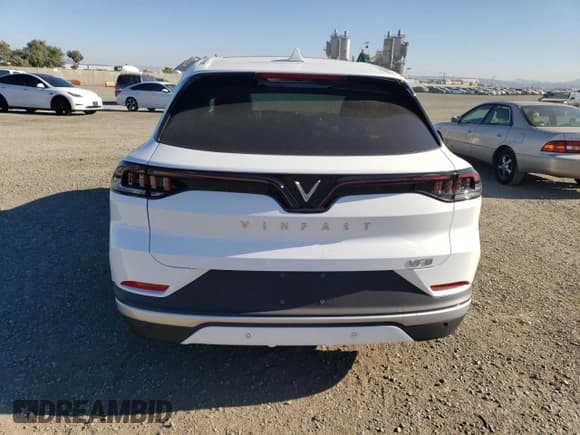 ✅ 2024 VinFast VF 8 Plus • VIN: RLLV1AFA6RH009038 • Lot: 79879874. Wystawiony na Copart z przebiegiem 1 467 mil. Bezpłatny archiwum sprzedaży aukcyjnych z USA i szczegółowy raport historii pojazdu na DreamBid. Zdjęcie 6.