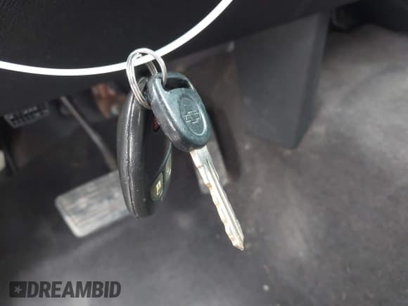 ✅ 2010 Chevrolet Silverado 1500 LT • VIN: 1GCSKSEA1AZ254653 • Lot: 43738970. Wystawiony na IAAI z przebiegiem 136 010 mil. Bezpłatny archiwum sprzedaży aukcyjnych z USA i szczegółowy raport historii pojazdu na DreamBid. Zdjęcie 11.