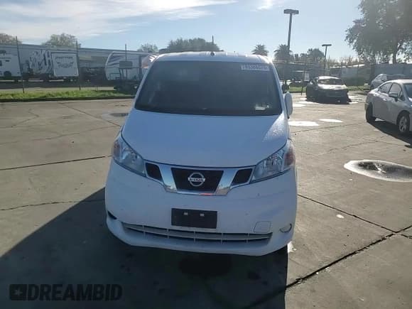 ✅ 2017 Nissan NV200 SV • VIN: 3N6CM0KN4HK697555 • Lot: 93386075. Listed on Copart with 324,585 mi. Free auction sales archive from the USA and detailed vehicle history report at DreamBid. Image 14.