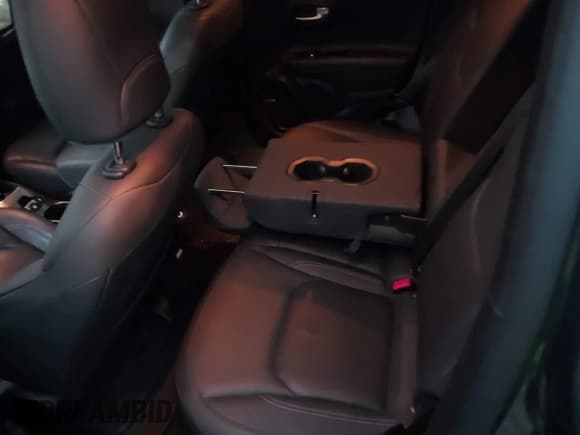 ✅ 2021 Jeep Renegade Limited • VIN: ZACNJDD16MPM43179 • Lot: 43319556. Listed on IAAI with 39,256 mi. Free auction sales archive from the USA and detailed vehicle history report at DreamBid. Image 8.