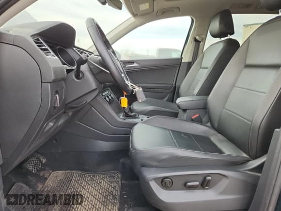 ✅ 2019 Volkswagen Tiguan SE • VIN: 3VV2B7AX2KM073184 • Lot: 89795945. Wystawiony na Copart z przebiegiem 95 380 mil. Bezpłatny archiwum sprzedaży aukcyjnych z USA i szczegółowy raport historii pojazdu na DreamBid. Zdjęcie 7.