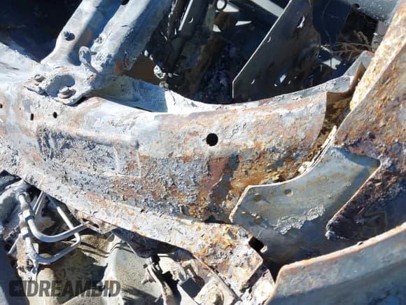 ✅ 2016 Dodge Challenger R/T Plus Shaker • VIN: 2C3CDZBT4GH108581 • Лот: 41313185. Опубликован ранее на IAAI с пробегом Не указан. Бесплатный доступ к архиву аукционных продаж из США и подробный отчёт об истории автомобиля на DreamBid. Изображение 9.