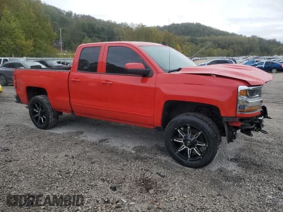 ✅ 2019 Chevrolet Silverado 1500 LT • VIN: 2GCVKPEC9K1107938 • Lot: 81987565. Listed on Copart with 134,897 mi. Free auction sales archive from the USA and detailed vehicle history report at DreamBid. Image 4.