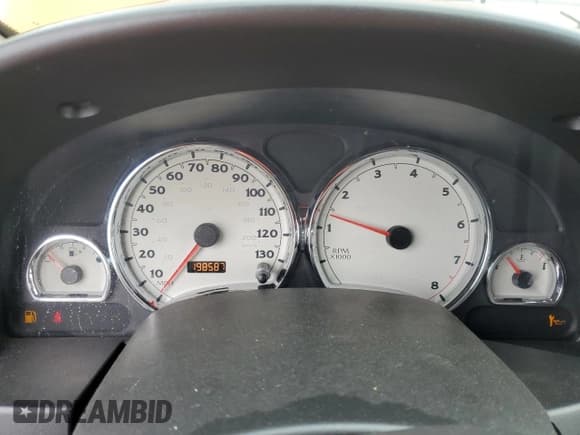 ✅ 2006 Saturn VUE • VIN: 5GZCZ33D16S815046 • Lot: 50959145. Wystawiony na Copart z przebiegiem 198 587 mil. Bezpłatny archiwum sprzedaży aukcyjnych z USA i szczegółowy raport historii pojazdu na DreamBid. Zdjęcie 9.