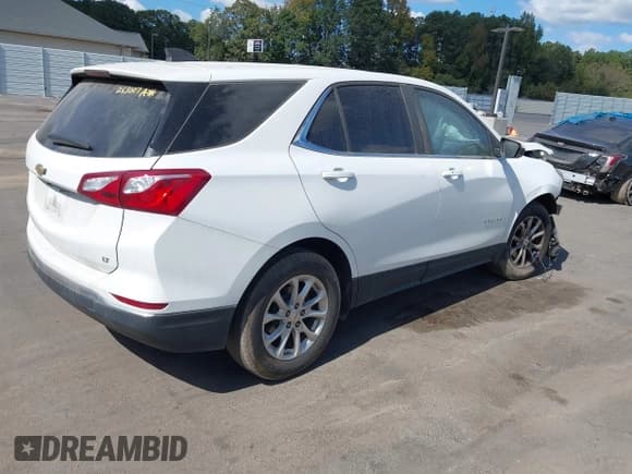 ✅ 2021 Chevrolet Equinox LT • VIN: 2GNAXKEV2M6144671 • Lot: 43461083. Wystawiony na IAAI z przebiegiem 125 058 mil. Bezpłatny archiwum sprzedaży aukcyjnych z USA i szczegółowy raport historii pojazdu na DreamBid. Zdjęcie 4.