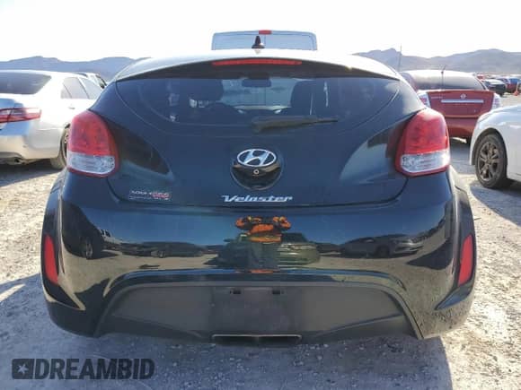 2016 Hyundai Veloster z VIN KMHTC6AD9GU274319, wystawiony jako Copart lot #45099593 z przebiegiem 58 917 mil mil oraz . Historia ofert i sprzedaży dostępna na DreamBid. Obrazek 6.