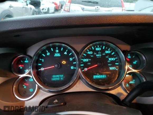 ✅ 2008 Chevrolet Silverado 1500 2LT • VIN: 2GCEC19J881210019 • Lot: 41699385. Wystawiony na Copart z przebiegiem 168 940 mil. Bezpłatny archiwum sprzedaży aukcyjnych z USA i szczegółowy raport historii pojazdu na DreamBid. Zdjęcie 9.