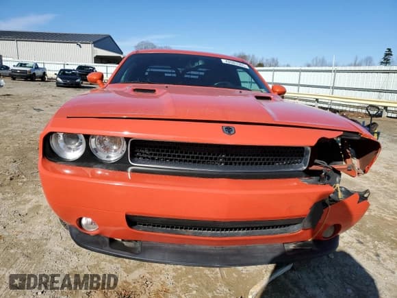 ✅ 2010 Dodge Challenger SRT-8 • VIN: 2B3CJ7DW7AH289099 • Lot: 42083305. Wystawiony na Copart z przebiegiem 154 506 mil. Bezpłatny archiwum sprzedaży aukcyjnych z USA i szczegółowy raport historii pojazdu na DreamBid. Zdjęcie 5.