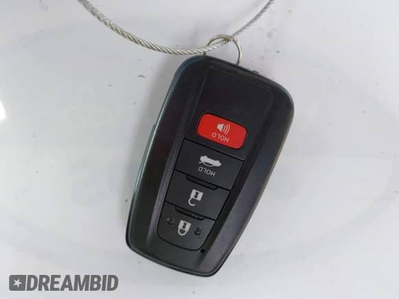 2022 Toyota Camry XLE z VIN 4T1F11AK3NU033583, wystawiony jako IAAI lot #42358589 z przebiegiem 120 000 mil mil oraz . Historia ofert i sprzedaży dostępna na DreamBid. Obrazek 11.