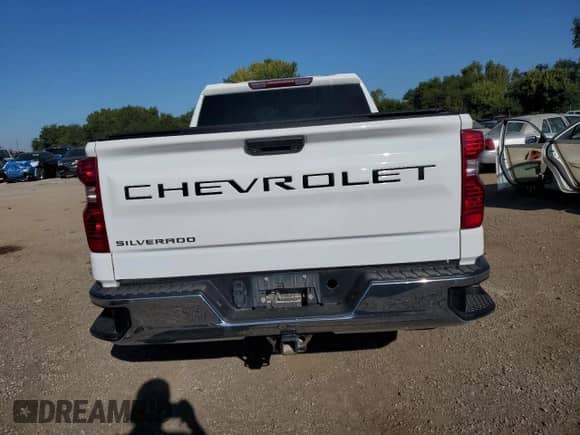 2022 Chevrolet Silverado 1500 Work Truck z VIN 1GCPDAEK4NZ613373, wystawiony jako Copart lot #83984315 z przebiegiem 69 074 mil mil oraz Szkoda całkowita • Salvage title. Historia ofert i sprzedaży dostępna na DreamBid. Obrazek 6.