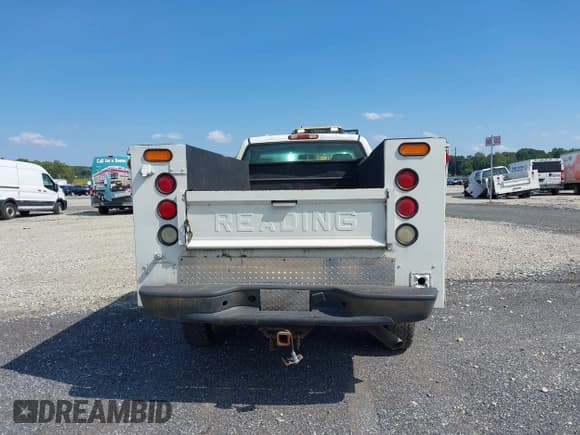 ✅ 2002 Chevrolet Silverado 2500HD • VIN: 1GBHK24U52E129724 • Lot: 43102128. Wystawiony na IAAI z przebiegiem 113 016 mil. Bezpłatny archiwum sprzedaży aukcyjnych z USA i szczegółowy raport historii pojazdu na DreamBid. Zdjęcie 16.