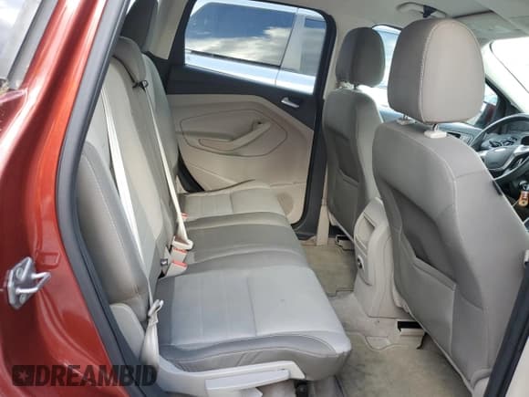 ✅ 2014 Ford Escape SE • VIN: 1FMCU0GX0EUC93415 • Лот: 90881625. Опубликован ранее на Copart с пробегом 130 743 миль. Бесплатный доступ к архиву аукционных продаж из США и подробный отчёт об истории автомобиля на DreamBid. Изображение 11.