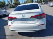 ✅ 2022 Honda Civic Sport • VIN: 2HGFE2F53NH505268 • Lot: 43399769. Wystawiony na IAAI z przebiegiem 83 718 mil. Bezpłatny archiwum sprzedaży aukcyjnych z USA i szczegółowy raport historii pojazdu na DreamBid. Zdjęcie 17.