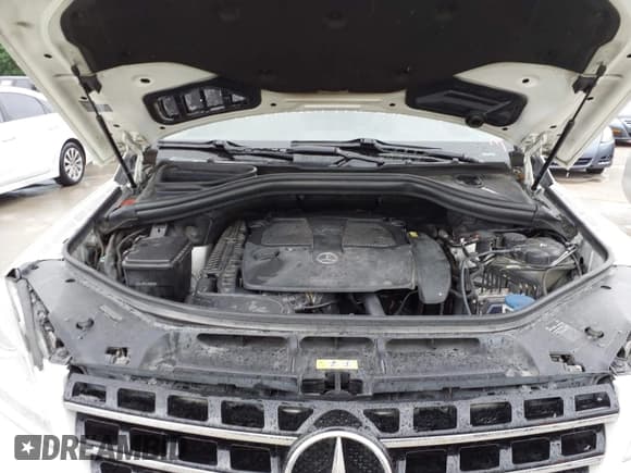 ✅ 2012 Mercedes-Benz M 350 • VIN: 4JGDA5HB7CA034478 • Lot: 42158995. Listed on IAAI with 170,942 mi. Free auction sales archive from the USA and detailed vehicle history report at DreamBid. Image 10.