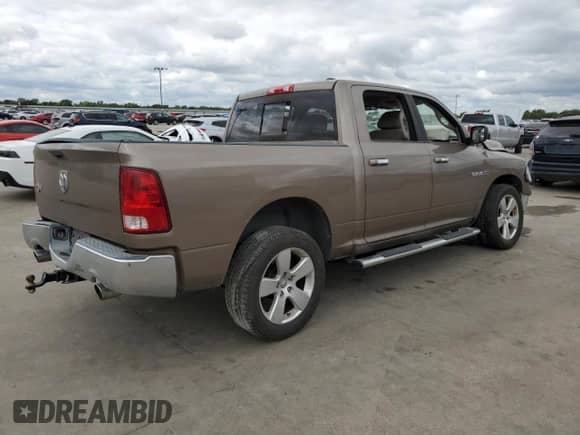 2009 Dodge 1500 SLT z VIN 1D3HB13T99S778198, wystawiony jako Copart lot #71236234 z przebiegiem 168 494 mil mil oraz Szkoda całkowita • Salvage title. Historia ofert i sprzedaży dostępna na DreamBid. Obrazek 3.