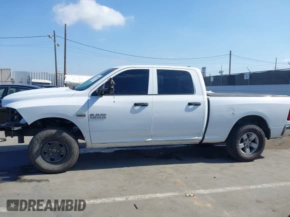 ✅ 2016 Ram 1500 Tradesman • VIN: 1C6RR7ST9GS117580 • Lot: 42261896. Wystawiony na IAAI z przebiegiem 124 430 mil. Bezpłatny archiwum sprzedaży aukcyjnych z USA i szczegółowy raport historii pojazdu na DreamBid. Zdjęcie 15.