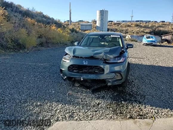 ✅ 2025 Honda HR-V LX • VIN: 3CZRZ2H33SM773904 • Лот: 85397095. Опубликован ранее на Copart с пробегом 3 554 миль. Бесплатный доступ к архиву аукционных продаж из США и подробный отчёт об истории автомобиля на DreamBid. Изображение 15.