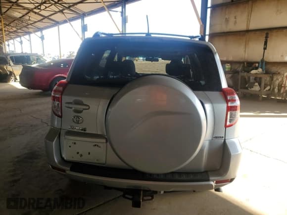 ✅ 2011 Toyota RAV4 • VIN: 2T3BK4DV0BW049388 • Lot: 89523575. Listed on Copart with 148,040 mi. Free auction sales archive from the USA and detailed vehicle history report at DreamBid. Image 6.