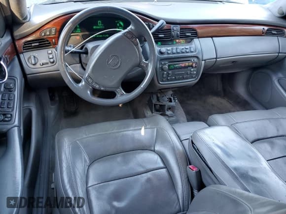 ✅ 2004 Cadillac DeVille • VIN: 1G6KD54Y44U200245 • Lot: 86682305. Wystawiony na Copart z przebiegiem 121 348 mil. Bezpłatny archiwum sprzedaży aukcyjnych z USA i szczegółowy raport historii pojazdu na DreamBid. Zdjęcie 8.