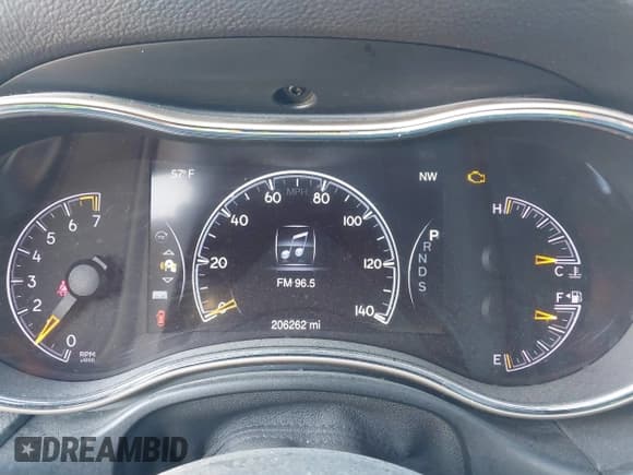 ✅ 2015 Jeep Grand Cherokee Altitude • VIN: 1C4RJFAG5FC720890 • Лот: 43306445. Опубликован ранее на IAAI с пробегом 206 262 миль. Бесплатный доступ к архиву аукционных продаж из США и подробный отчёт об истории автомобиля на DreamBid. Изображение 7.