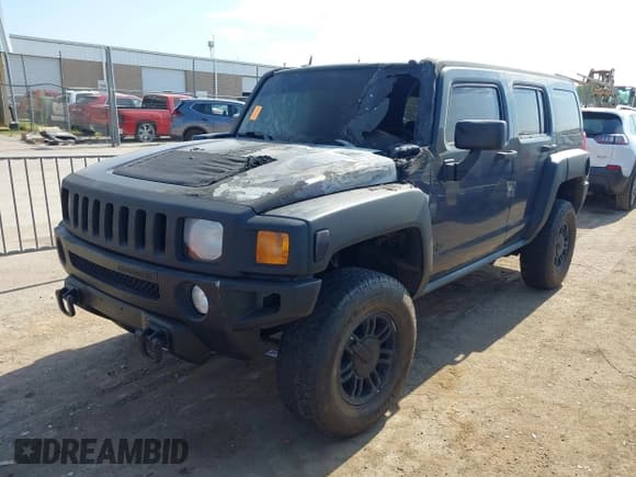 ✅ 2008 Hummer H3 SUV • VIN: 5GTEN13E688125093 • Lot: 42944385. Wystawiony na IAAI z przebiegiem Nie podano. Bezpłatny archiwum sprzedaży aukcyjnych z USA i szczegółowy raport historii pojazdu na DreamBid. Zdjęcie 2.