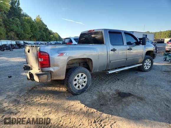 ✅ 2014 Chevrolet Silverado 2500HD LT • VIN: 1GC1KXC87EF148918 • Lot: 86269395. Listed on Copart with 389,188 mi. Free auction sales archive from the USA and detailed vehicle history report at DreamBid. Image 3.