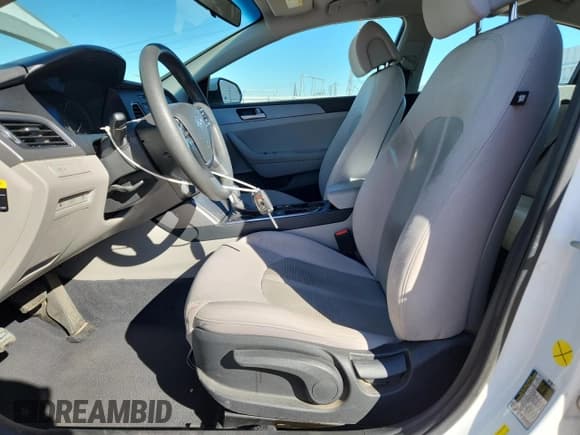 ✅ 2017 Hyundai Sonata 2.4L • VIN: 5NPE24AF7HH498173 • Лот: 87271815. Опубликован ранее на Copart с пробегом 161 371 миль. Бесплатный доступ к архиву аукционных продаж из США и подробный отчёт об истории автомобиля на DreamBid. Изображение 7.