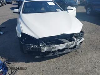 ✅ 2014 BMW 6 Series 650i xDrive • VIN: WBA6B4C5XED371411 • Lot: 43148318. Wystawiony na IAAI z przebiegiem 178 872 mil. Bezpłatny archiwum sprzedaży aukcyjnych z USA i szczegółowy raport historii pojazdu na DreamBid. Zdjęcie 6.