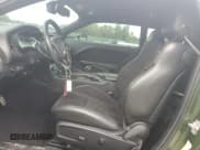 ✅ 2020 Dodge Challenger R/T 50th Anniversary • VIN: 2C3CDZBT0LH190934 • Lot: 67070855. Wystawiony na Copart z przebiegiem 70 206 mil. Bezpłatny archiwum sprzedaży aukcyjnych z USA i szczegółowy raport historii pojazdu na DreamBid. Zdjęcie 7.