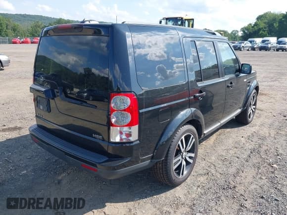 ✅ 2011 Land Rover LR4 HSE • VIN: SALAG2D41BA584925 • Lot: 42815239. Listed on IAAI with 187,499 mi. Free auction sales archive from the USA and detailed vehicle history report at DreamBid. Image 4.