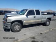 ✅ 2003 Chevrolet Silverado 1500 • VIN: 2GCEK19T531210475 • Лот: 47099315. Опубликован ранее на Copart с пробегом 211 504 миль. Бесплатный доступ к архиву аукционных продаж из США и подробный отчёт об истории автомобиля на DreamBid. Изображение 1.