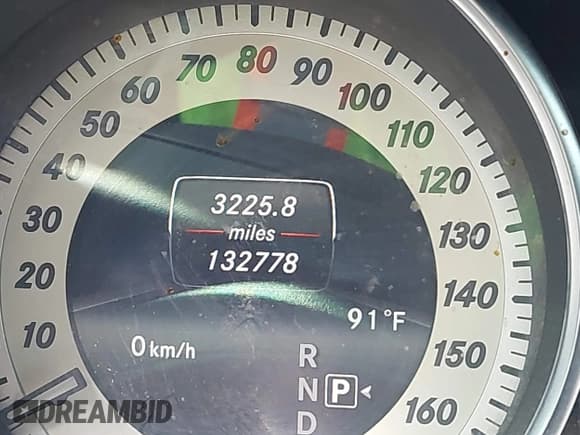 ✅ 2014 Mercedes-Benz E 350 • VIN: WDDKJ5KB6EF246613 • Lot: 42822390. Listed on IAAI with 132,778 mi. Free auction sales archive from the USA and detailed vehicle history report at DreamBid. Image 14.