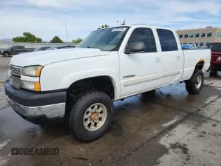 ✅ 2005 Chevrolet Silverado 2500HD LS • VIN: 1GCHK23U85F907252 • Lot: 80836195. Wystawiony na Copart z przebiegiem 224 912 mil. Bezpłatny archiwum sprzedaży aukcyjnych z USA i szczegółowy raport historii pojazdu na DreamBid. Zdjęcie 1.
