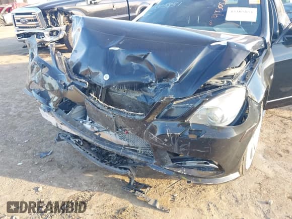 ✅ 2012 Mercedes-Benz E 350 Luxury • VIN: WDDHF8JB2CA567766 • Lot: 43305851. Listed on IAAI with 216,963 mi. Free auction sales archive from the USA and detailed vehicle history report at DreamBid. Image 17.