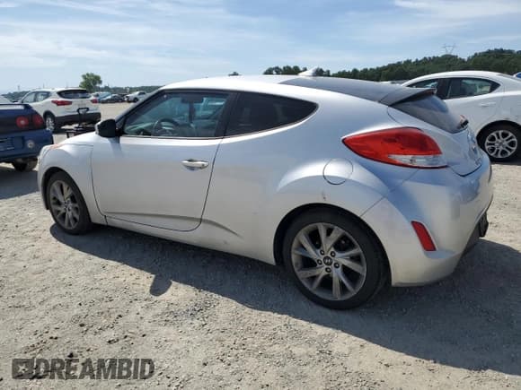 ✅ 2016 Hyundai Veloster • VIN: KMHTC6AD2GU269737 • Lot: 58549865. Wystawiony na Copart z przebiegiem 106 649 mil. Bezpłatny archiwum sprzedaży aukcyjnych z USA i szczegółowy raport historii pojazdu na DreamBid. Zdjęcie 2.