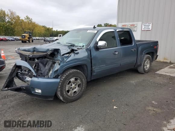 ✅ 2007 Chevrolet Silverado 1500 LTZ • VIN: 2GCEK13M371510328 • Lot: 73105934. Listed on Copart with 121,925 mi. Free auction sales archive from the USA and detailed vehicle history report at DreamBid. Image 1.