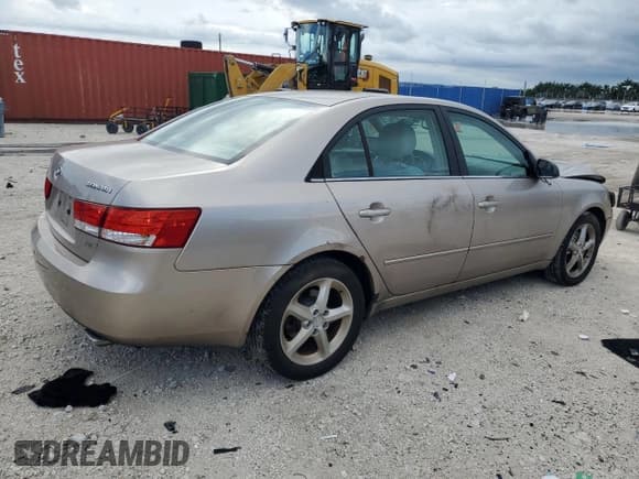 ✅ 2006 Hyundai Sonata GLS • VIN: 5NPEU46F16H043352 • Lot: 82283495. Wystawiony na Copart z przebiegiem 144 838 mil. Bezpłatny archiwum sprzedaży aukcyjnych z USA i szczegółowy raport historii pojazdu na DreamBid. Zdjęcie 3.