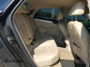 ✅ 2012 Volkswagen Passat SE • VIN: 1VWBN7A35CC090256 • Лот: 81939625. Опубликован ранее на Copart с пробегом 117 766 миль. Бесплатный доступ к архиву аукционных продаж из США и подробный отчёт об истории автомобиля на DreamBid. Изображение 10.