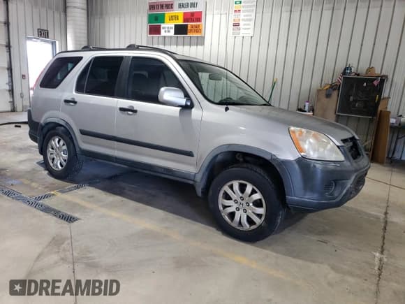 ✅ 2005 Honda CR-V EX • VIN: JHLRD77885C015533 • Lot: 70114805. Wystawiony na Copart z przebiegiem 184 058 mil. Bezpłatny archiwum sprzedaży aukcyjnych z USA i szczegółowy raport historii pojazdu na DreamBid. Zdjęcie 4.