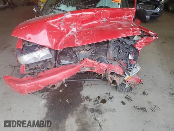 1998 Chevrolet S-10 LS z VIN 1GCCS19WXWK254171, wystawiony jako Copart lot #75997734 z przebiegiem Nie podano mil oraz Szkoda całkowita • Salvage title. Historia ofert i sprzedaży dostępna na DreamBid. Obrazek 12.