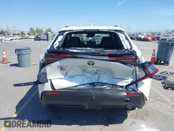 ✅ 2023 Toyota bZ4X XLE • VIN: JTMAAAAA4PA011991 • Lot: 42477981. Listed on IAAI with 29,007 mi. Free auction sales archive from the USA and detailed vehicle history report at DreamBid. Image 17.